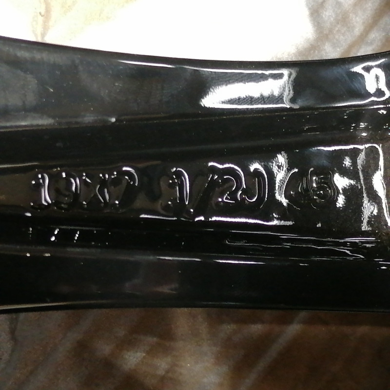 Pneu avulso original Mazda de 19" 9969087590