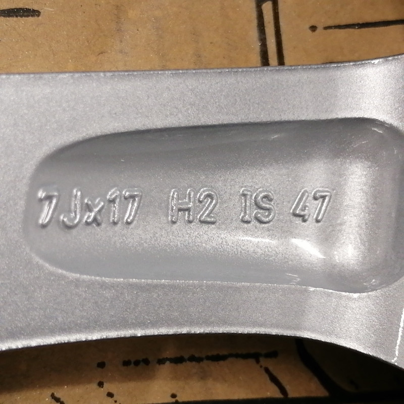 JANTE AVULSA ORIGINAL BMW DE 17" 6751415
