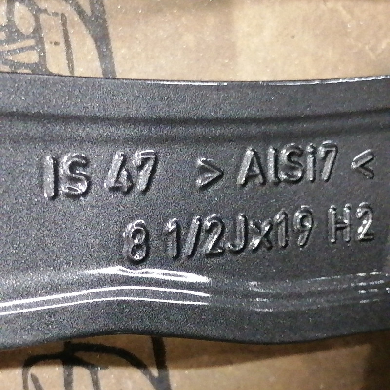LLANTA SUELTA ORIGINAL BMW EN 19" 8043651