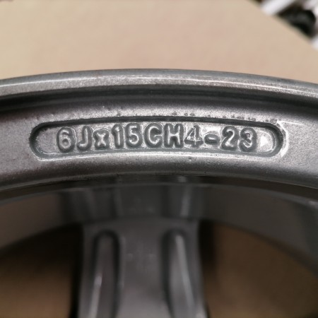 JUEGO DE LLANTAS ORIGINALES PEUGEOT/CITROEN EN 15"