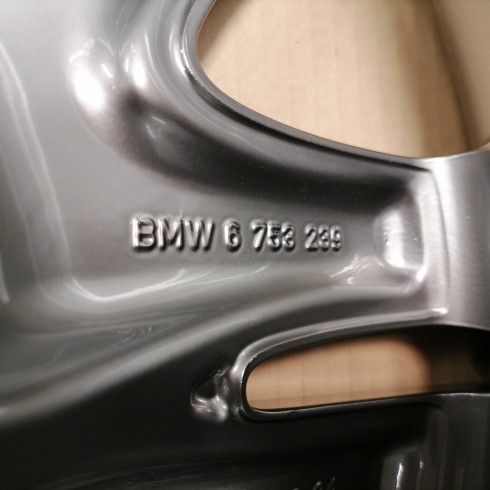 JUEGO DE LLANTAS ORIGINALES BMW EN 18" STYLE 93