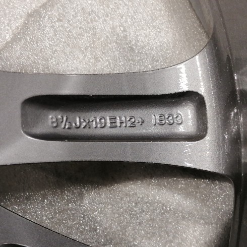 JUEGO DE LLANTAS ORIGINALES BMW EN 19" STYLE 366