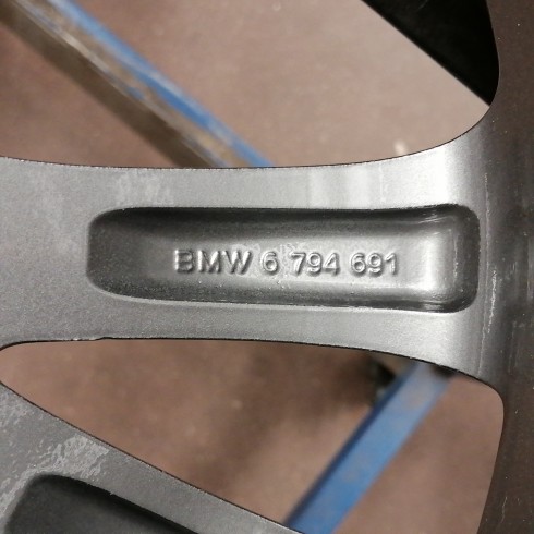 JUEGO DE LLANTAS ORIGINALES BMW EN 19" STYLE 366