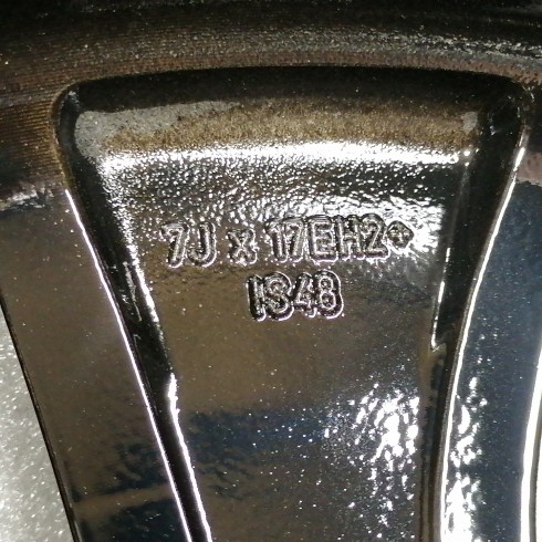 JUEGO DE LLANTAS ORIGINALES MINI EN 17"