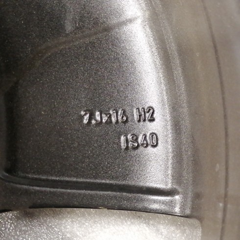 JUEGO DE LLANTAS ORIGINALES BMW EN 16" STYLE 406