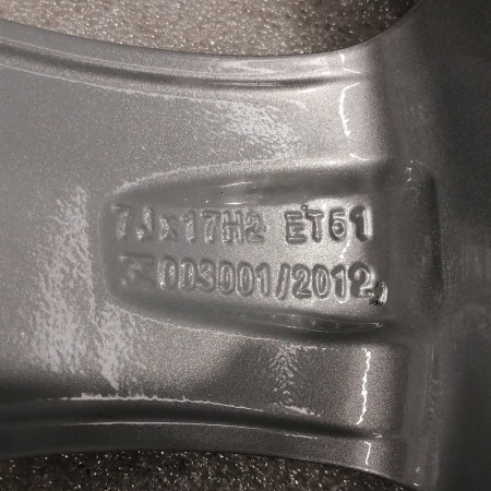 JUEGO DE LLANTAS ORIGINALES MERCEDES EN 17"