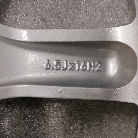 JUEGO DE LLANTAS ORIGINALES OPEL EN 16"