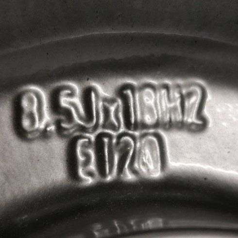 JUEGO DE LLANTAS ORIGINALES AUDI EN 18"