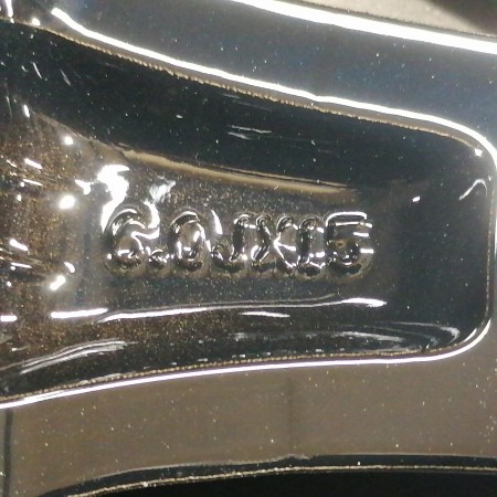 JUEGO DE LLANTAS ORIGINALES HYUNDAI EN 15"