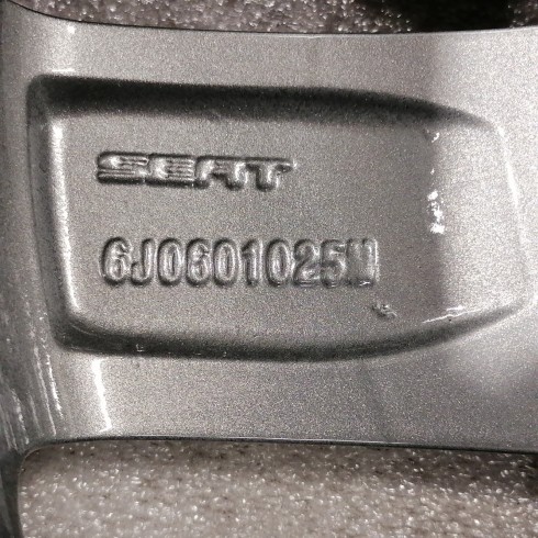 JUEGO DE LLANTAS ORIGINALES SEAT EN 15"