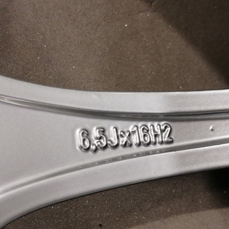 JUEGO DE LLANTAS ORIGINALES MERCEDES EN 16"