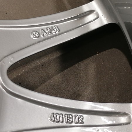 JUEGO DE LLANTAS ORIGINALES MERCEDES EN 16"