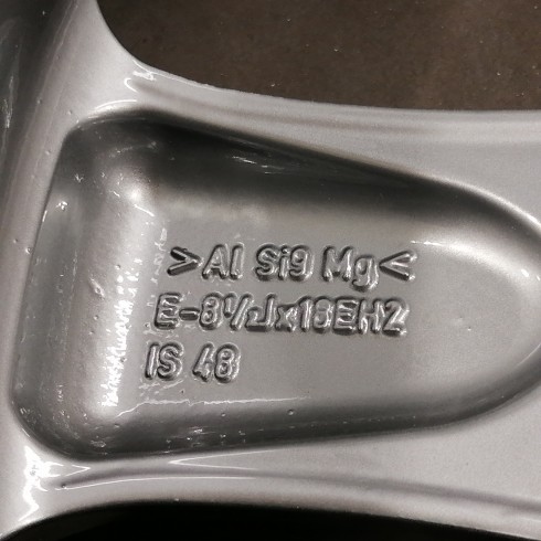 JUEGO DE LLANTAS ORIGINALES BMW EN 18" STYLE 69