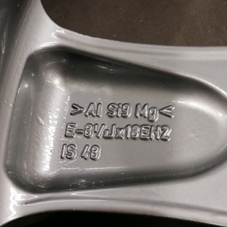 JUEGO DE LLANTAS ORIGINALES BMW EN 18" STYLE 69