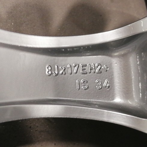 JUEGO DE LLANTAS ORIGINALES BMW EN 17" STYLE 188