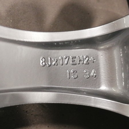 JUEGO DE LLANTAS ORIGINALES BMW EN 17" STYLE 188