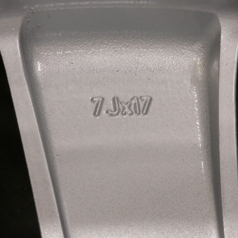 JUEGO DE LLANTAS ORIGINALES OPEL EN 17"