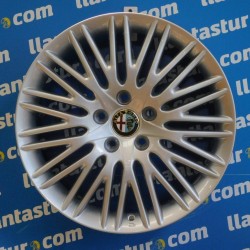 JUEGO DE LLANTAS ORIGINALES ALFA ROMEO EN 17"