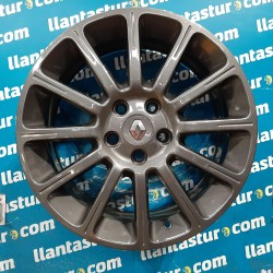 JUEGO DE LLANTAS ORIGINALES RENAULT EN 17"