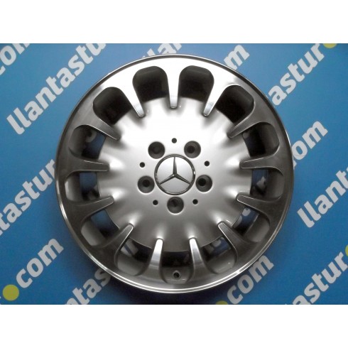 JUEGO DE LLANTAS ORIGINALES MERDECES EN 17"