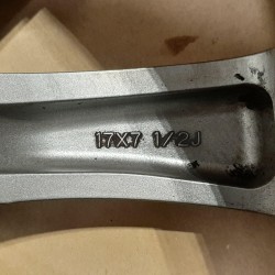 JUEGO DE LLANTAS ORIGINALES INFINITY EN 17" 2