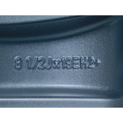 JUEGO DE LLANTAS ORIGINALES BMW EN 19" STYLE 331