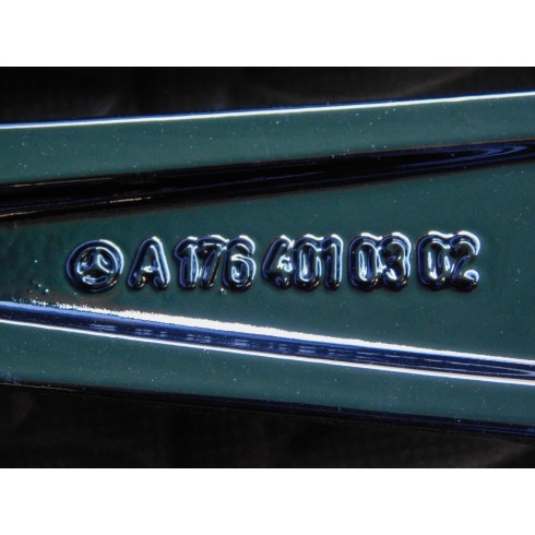 JUEGO DE LLANTAS ORIGINALES MERCEDES EN 18"