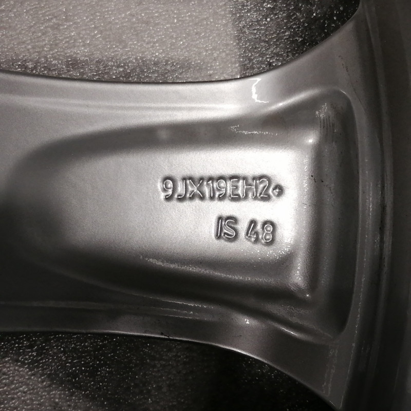 CONJUNTO DE JANTES ORIGINAIS BMW DE 19" MODELO 63