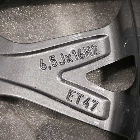 JUEGO DE LLANTAS ORIGINALES SEAT EN 16"