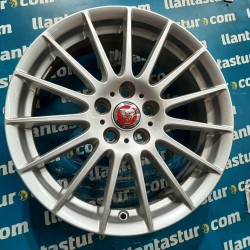 JUEGO DE LLANTAS ORIGINALES JAGUAR EN 17" 2