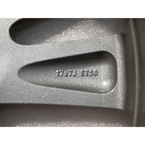 JUEGO DE LLANTAS ORIGINALES TOYOTA EN 17"