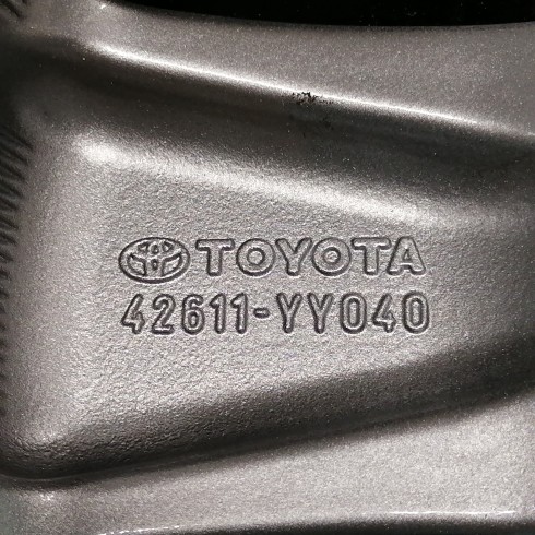 JUEGO DE LLANTAS ORIGINALES TOYOTA EN 15"