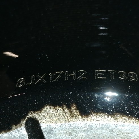 JUEGO DE LLANTAS ORIGINALES AUDI EN 17"