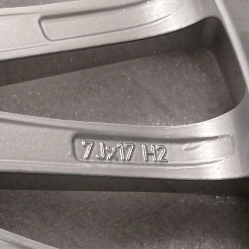 JUEGO DE LLANTAS ORIGINALES BMW EN 17" STYLE 87