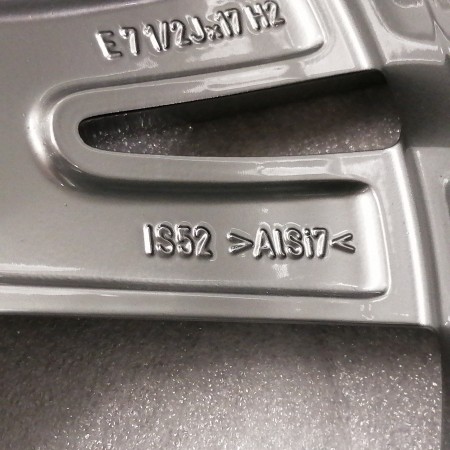 JUEGO DE LLANTAS ORIGINALES BMW EN 17" STYLE 385