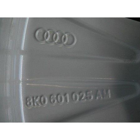 JUEGO DE LLANTAS ORIGINALES AUDI EN 17"