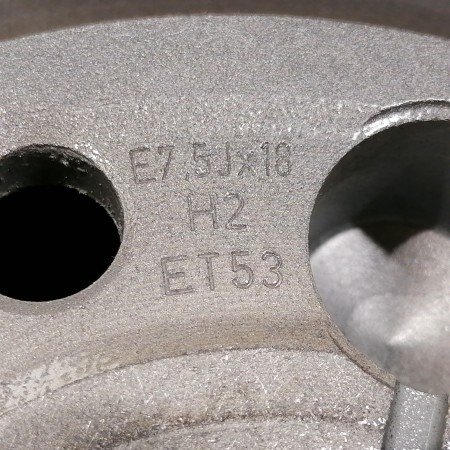 JUEGO DE LLANTAS ORIGINALES AUDI Q7 EN 18"