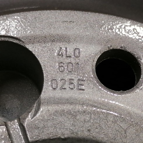 JUEGO DE LLANTAS ORIGINALES AUDI Q7 EN 18"