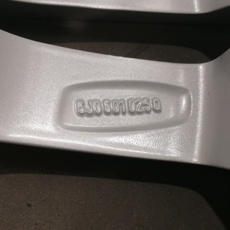 LLANTA SUELTA ORIGINAL SEAT EN 17" 6J0601025Q