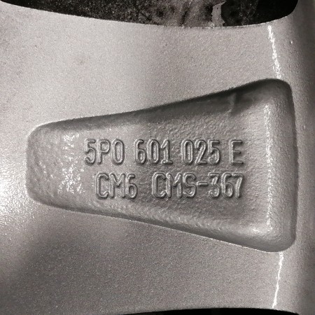 LLANTA SUELTA ORIGINAL SEAT EN 17" 6P0601025E