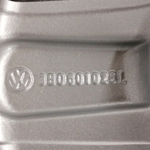 LLANTA SUELTA ORIGINAL VOLKSWAGEN EN 16"...