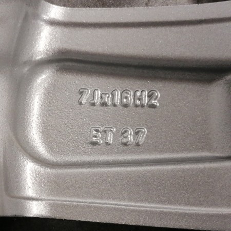 LLANTA SUELTA ORIGINAL VOLKSWAGEN EN 16" 3B0601025L