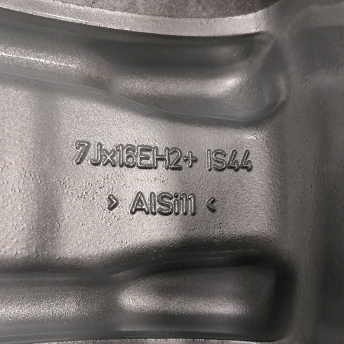 JUEGO DE LLANTAS ORIGINALES BMW EN 16" STYLE 140