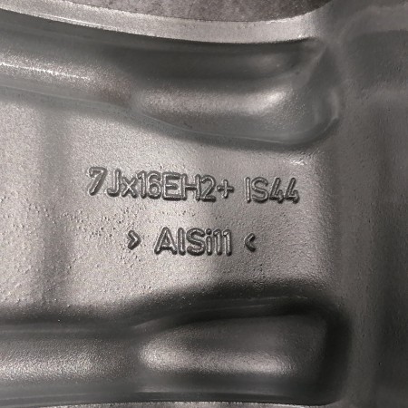 JUEGO DE LLANTAS ORIGINALES BMW EN 16" STYLE 140