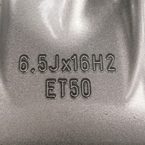 JUEGO DE LLANTAS ORIGINALES AUDI EN 16"