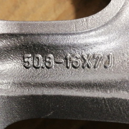 JUEGO DE LLANTAS ORIGINALES JEEP EN 16"