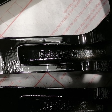 JUEGO DE LLANTAS ORIGINALES RANGE ROVER EVOQUE DE 19"