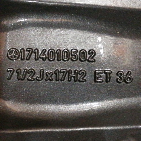 JUEGO DE LLANTAS ORIGINALES MERCEDES EN 17"