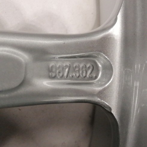 JUEGO DE LLANTAS ORIGINALES PORSCHE BOSXTER EN 17"