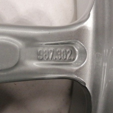 JUEGO DE LLANTAS ORIGINALES PORSCHE BOSXTER EN 17"